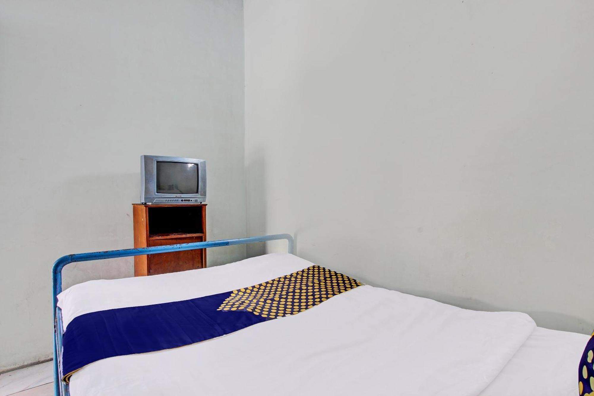 Spot On 92336 Hotel Sukowati Solo Exterior foto