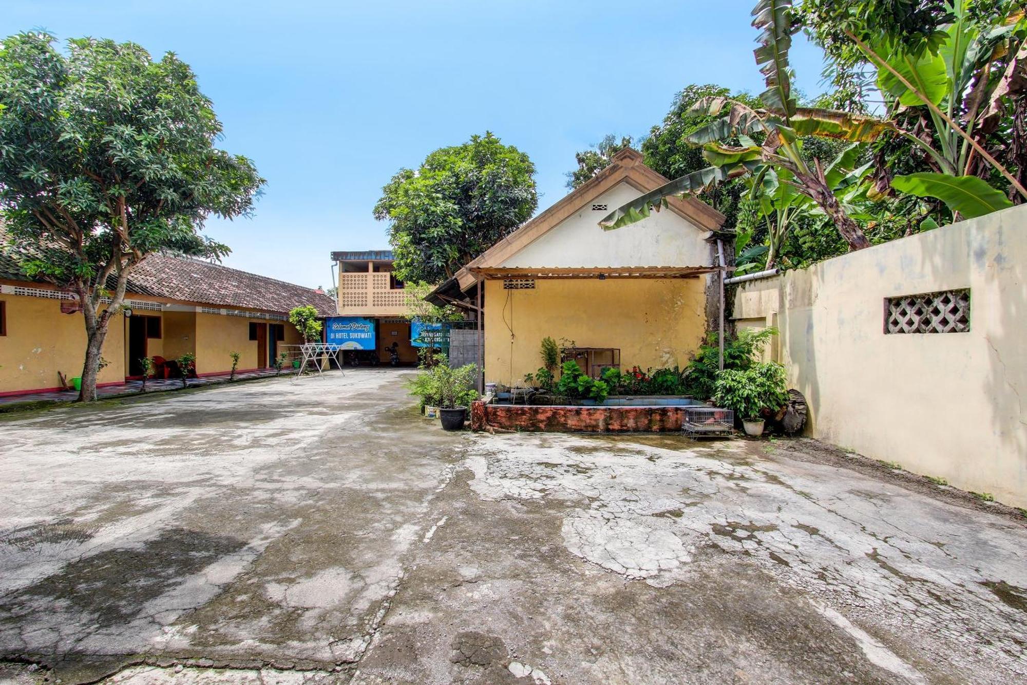 Spot On 92336 Hotel Sukowati Solo Exterior foto